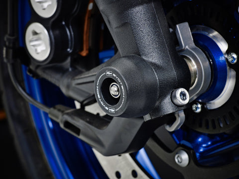 EP Spindle Bobbins Crash Protection seamlessly added to the front wheel of the Yamaha XSR900 offering front fork protection.