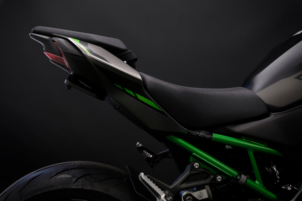 Evotech Dynamic Tail Tidy - Kawasaki Z900 (2025+)