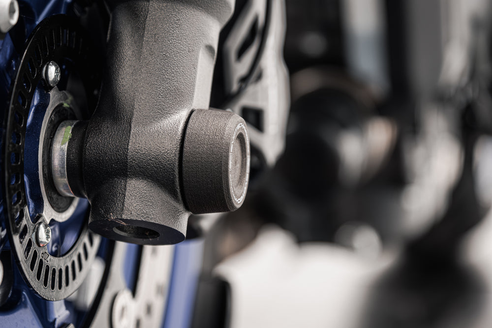 Evotech Front Spindle Bobbins - Yamaha Tracer 7 (2025+)