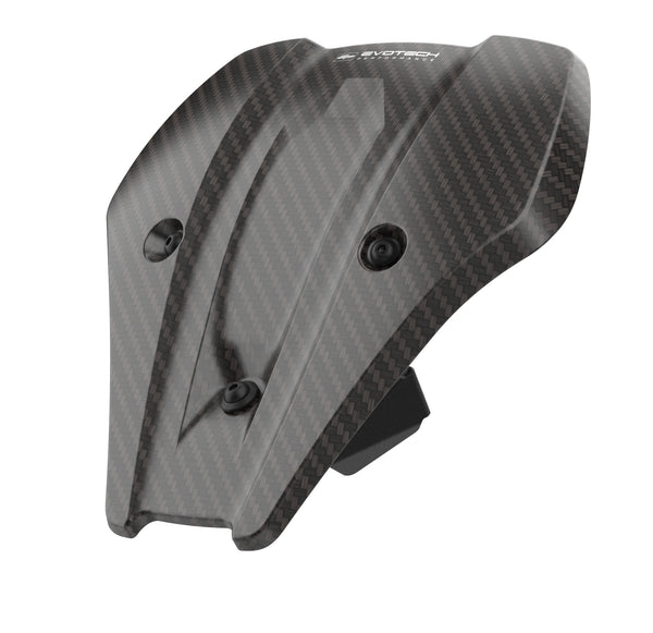Precision shaped from lightweight, premium carbon fibre, the Evotech Carbon Fibre Fly Screen has aerodynamic shaping, bringing a factory-finish look to the front of the motorcycle. Finished with Evotech Performance logo, the EP carbon fibre front cowl has matt, black fasteners to a EP bespoke aluminium fitting bracket.
