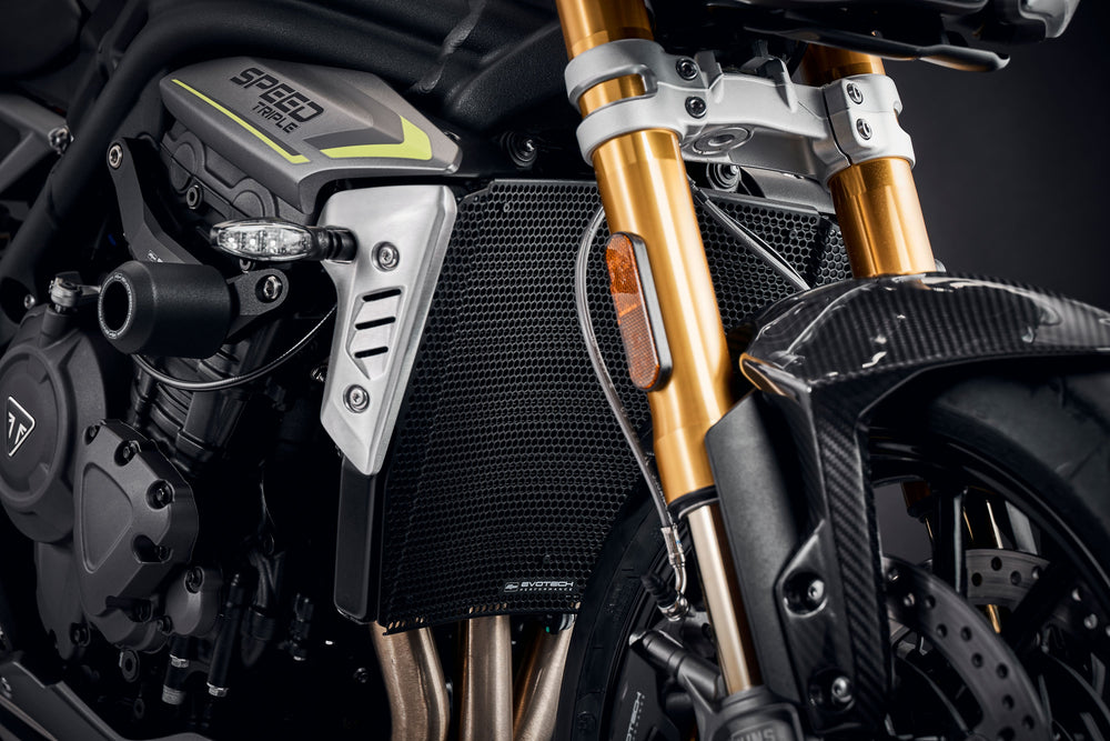 Evotech Radiator Guard | Black | Triumph Speed Triple 1200 RX – Evotech ...