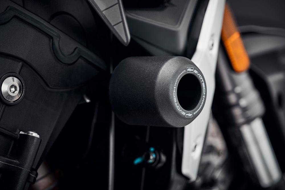 Evotech Crash Bobbins - Triumph Street Triple R (2020-2022)