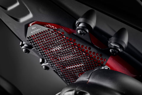 Evotech Ducati Streetfighter V4 Lamborghini Pillion Peg Removal Kit/Fuel Tank Cover Guard (2023+)