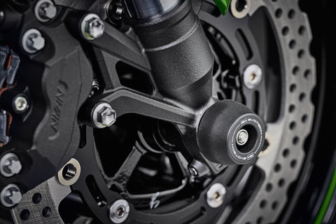 EP Spindle Bobbins Crash Protection fitted to the front wheel of the Kawasaki Z900RS shielding the front forks and brake calipers.
