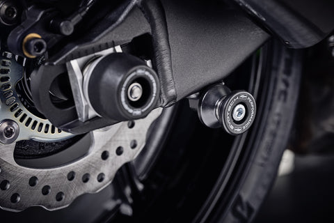 EP Paddock Stand Bobbins fitted effortlessly into the rear wheel swingarm of the Kawasaki ZX6R Performance.