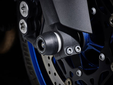 EP Spindle Bobbins Crash Protection fitted to the front wheel of the Yamaha YZF-R6 guarding the front forks and brake calipers.